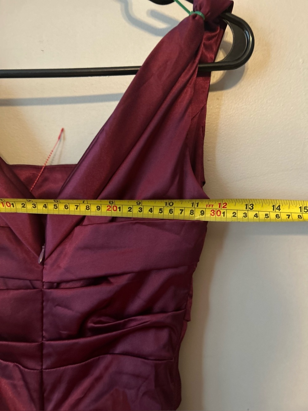 Le Château ruched dress - Picture 12 of 13